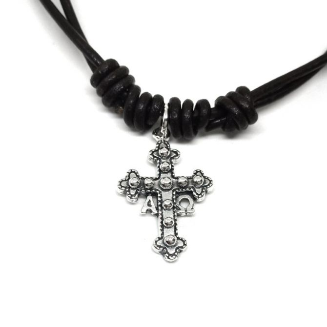 Cruz de Covadonga en plata con piel nudos